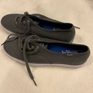 Keds Women’s platform Dark Gray Canvas Sneakers. Sz 7 1/2. New, never worn.